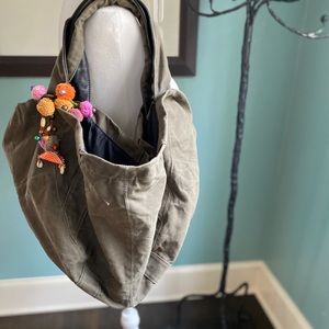 Tylie Malibu Shoulder Bag NWOT